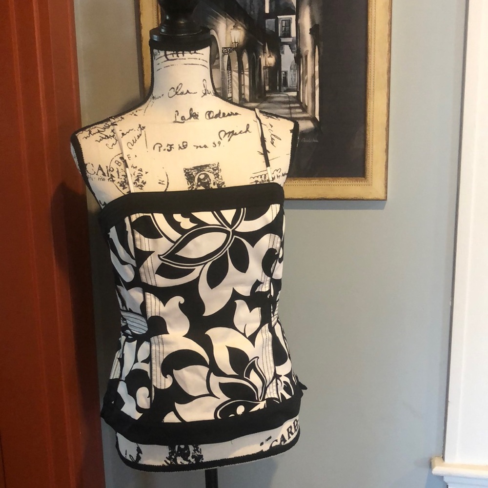 White House Black Market Corset-Style Top (8)
